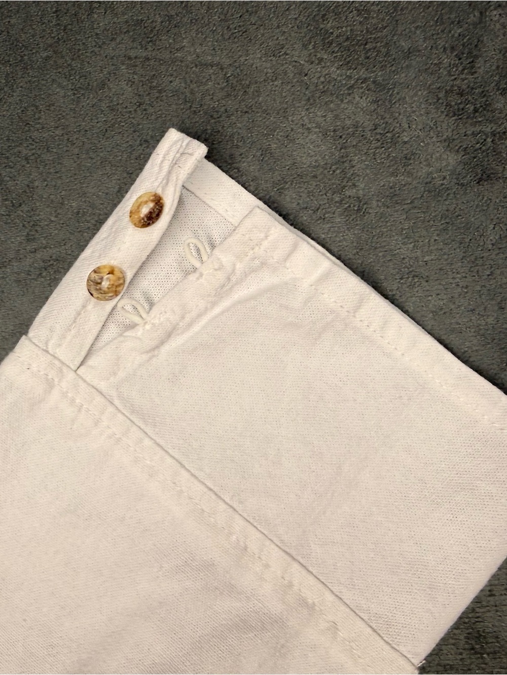 White V-Neck 3/4 Sleeve Linen Blend Tunic - Picture 4 of 8